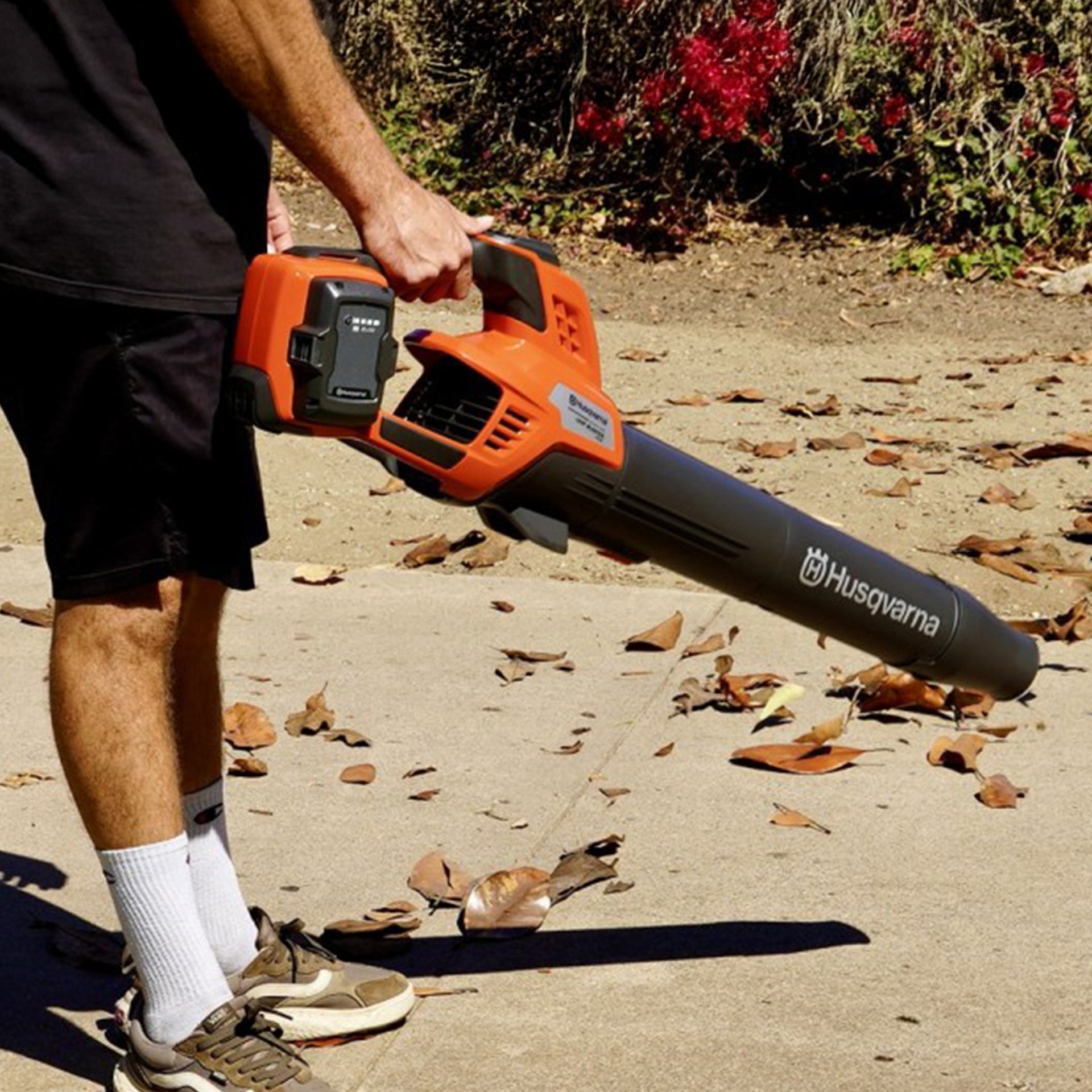 Battery & Electric Leaf Blowers