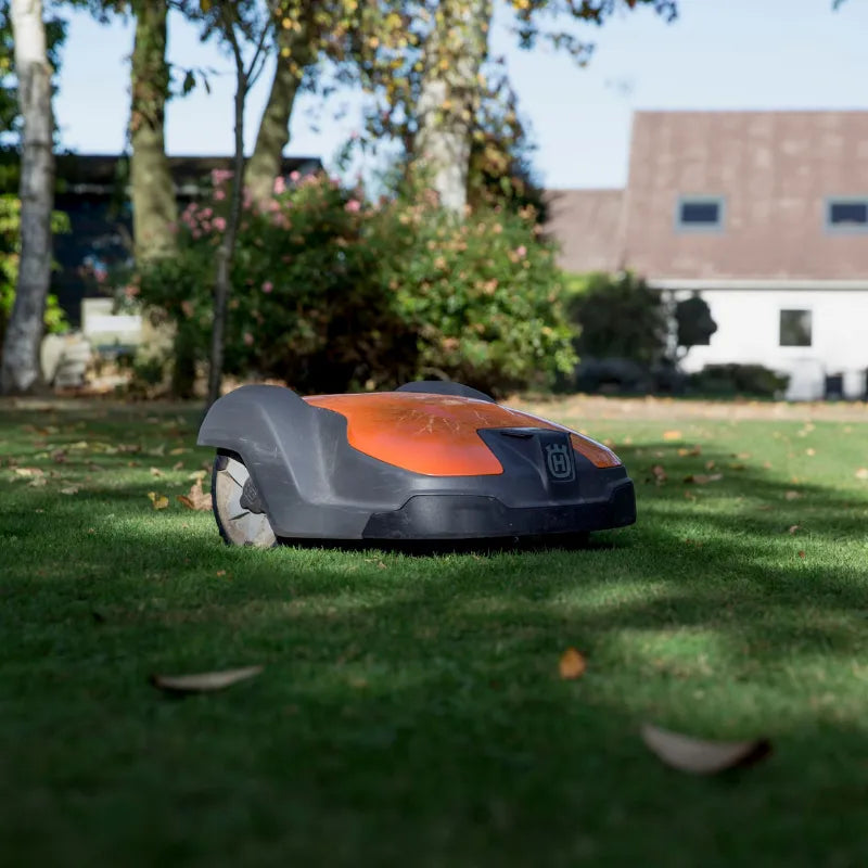 Husqvarna 520 Commercial Automower®