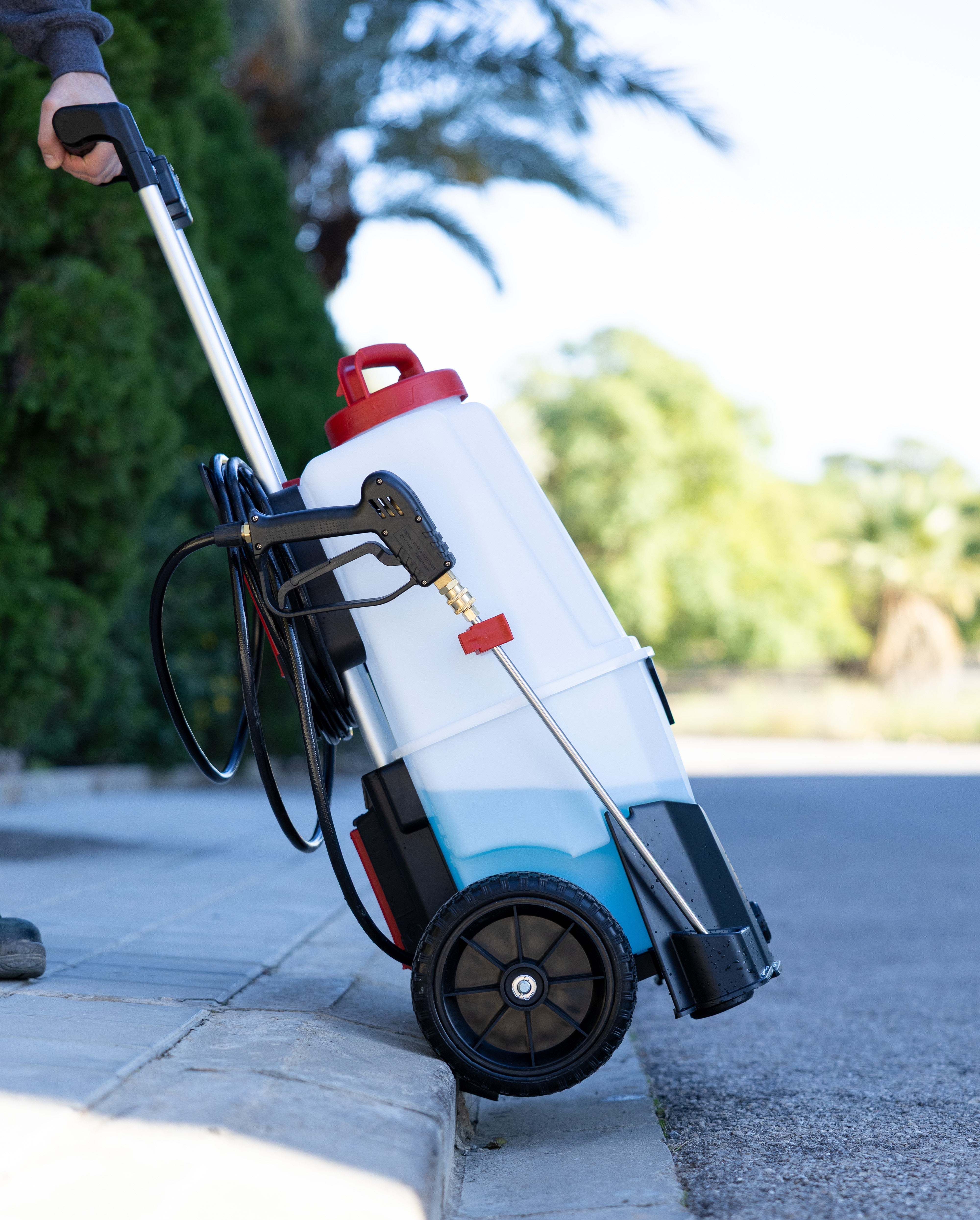 Industrial 35 Battery Sprayer