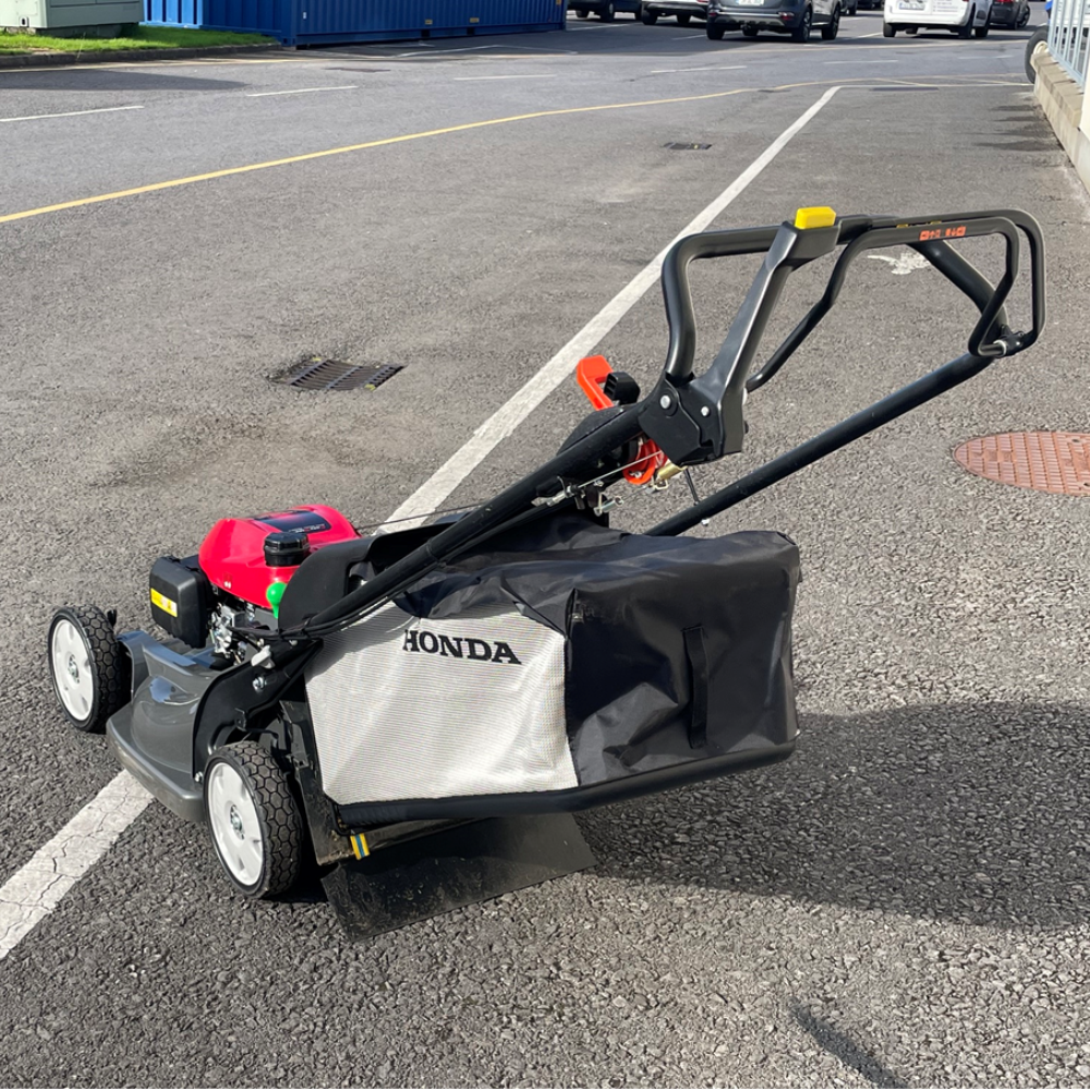 DEMO Honda HRX537 HYE Rotary Lawn Mower