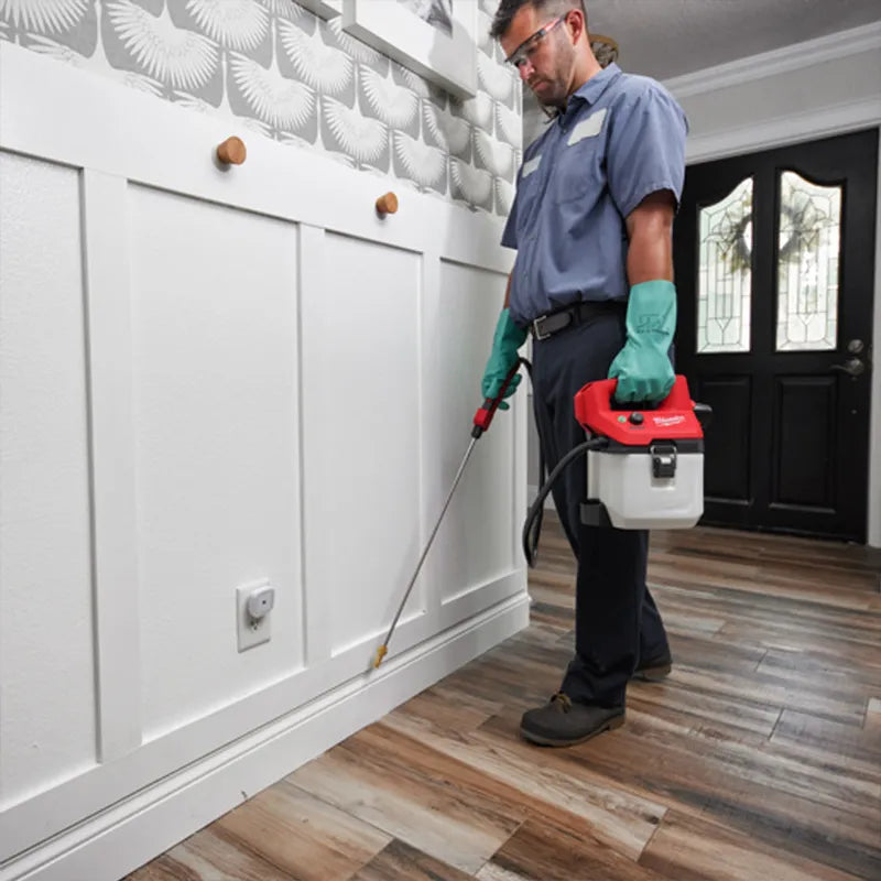 Milwaukee M12 3.7L Chemical Sprayer