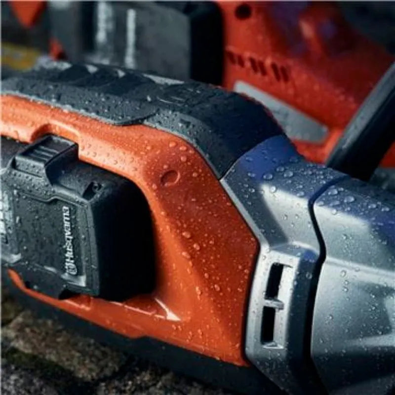 Husqvarna 530iPT5 Cordless Pole Saw