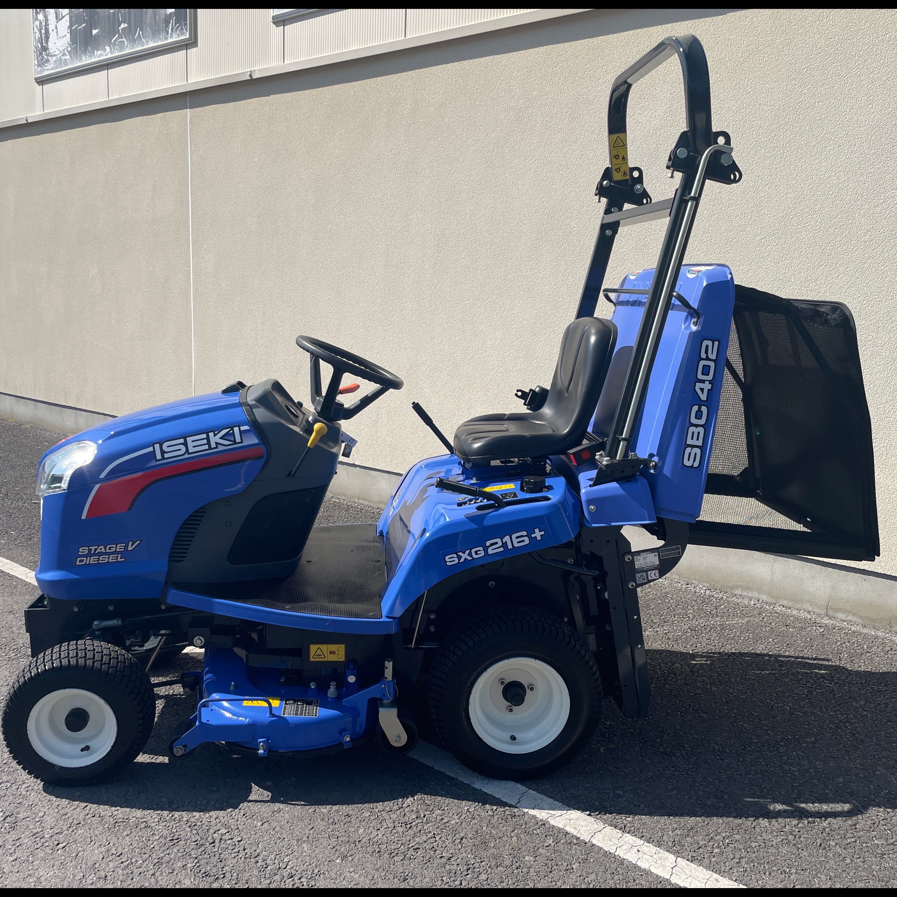 ISEKI SXG216 Ride-On Mower - ZZZ003012