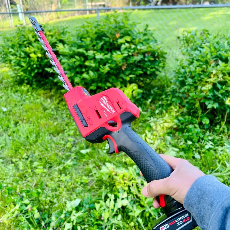 Milwaukee M12 FUEL 20cm Hedge Trimmer