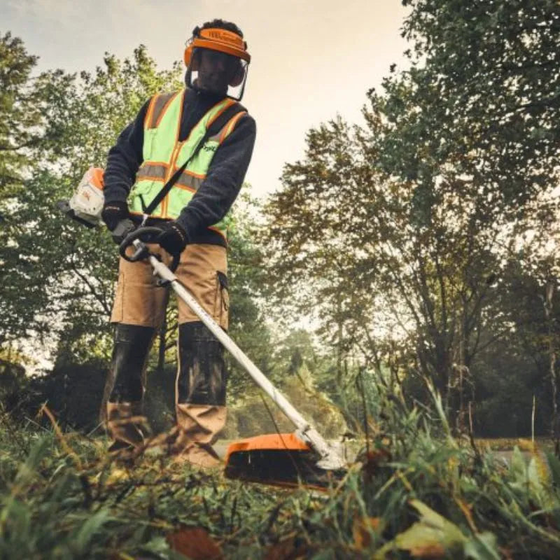 Stihl KMA200R Cordless Kombi Engine with FS-KM Attachment