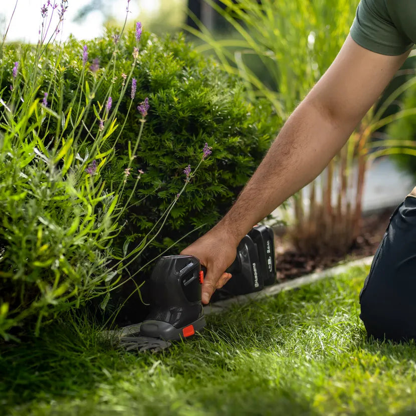 Husqvarna Aspire S20-P4A Shrub Shear - Inc. Battery & Charger