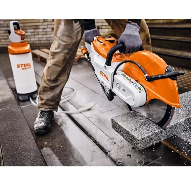 STIHL WSA 40 Cordless Pressurised Water Container
